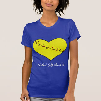 Camiseta del corazón del softball de Fastpitch