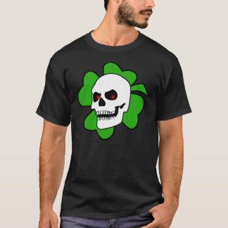 Camiseta del cráneo y del trébol de Debasedtothis