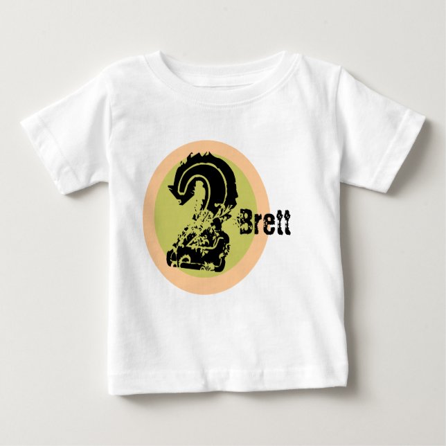 Camiseta del cumpleaños del nombre y de la edad (Anverso)