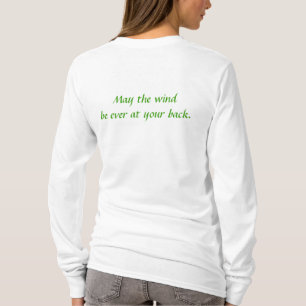Camiseta del día de St Patrick con los nudos