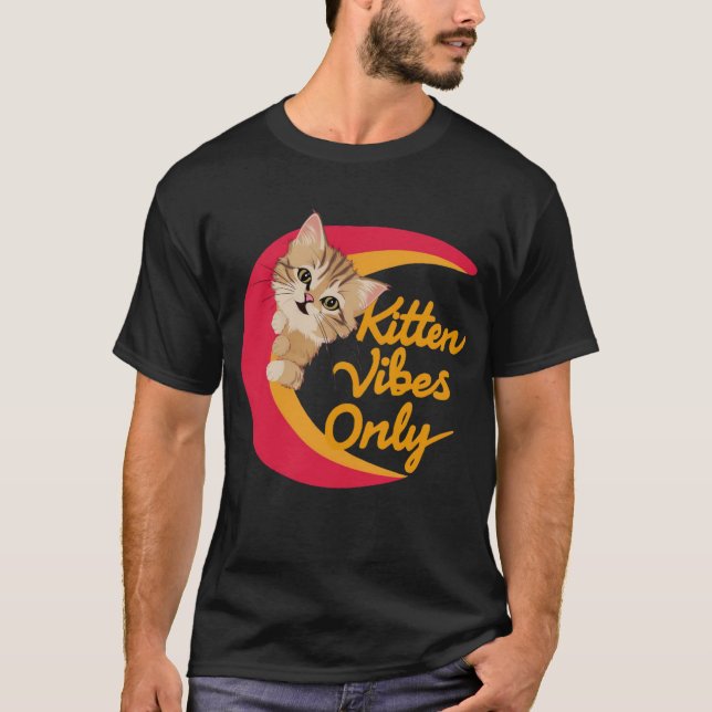 Camiseta del Día Nacional del Gato de Whisker Roya (Anverso)