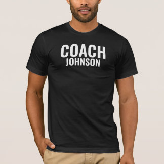 Camiseta del entrenador de nombres simple y person