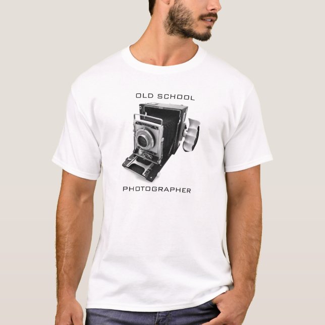 CAMISETA DEL FOTÓGRAFO DE LA ESCUELA VIEJA (Anverso)