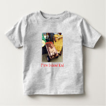 Camiseta del niño de la isla del fuego colorida de