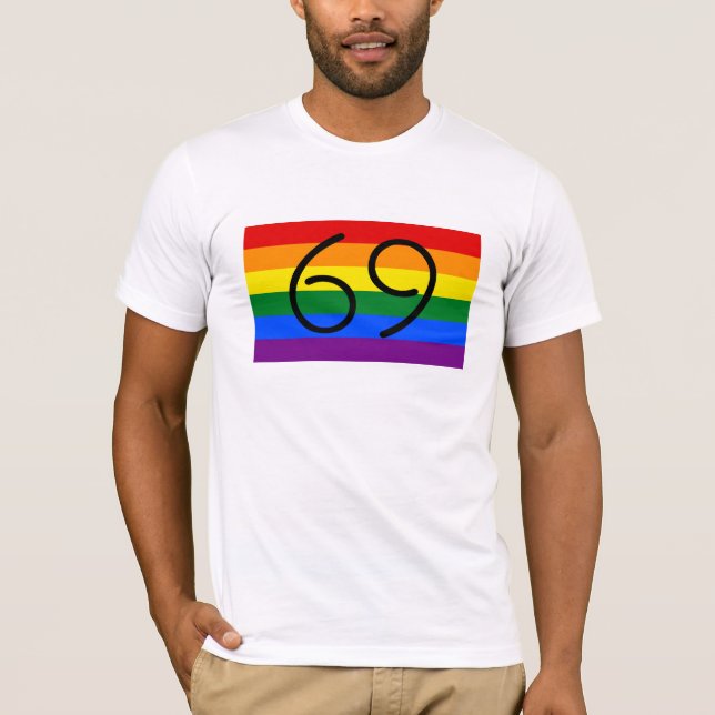 Camiseta del Orgullo Arcoiris (Anverso)