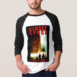 Camiseta del poster del espacio del armario