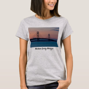Camiseta del Puente de Mackinac al Atardecer