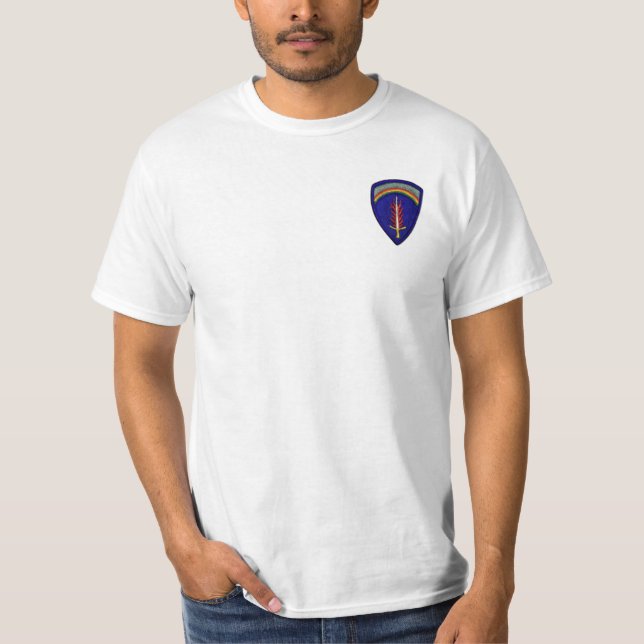 Camiseta del remiendo de USAREUR Berlín Europa (Anverso)