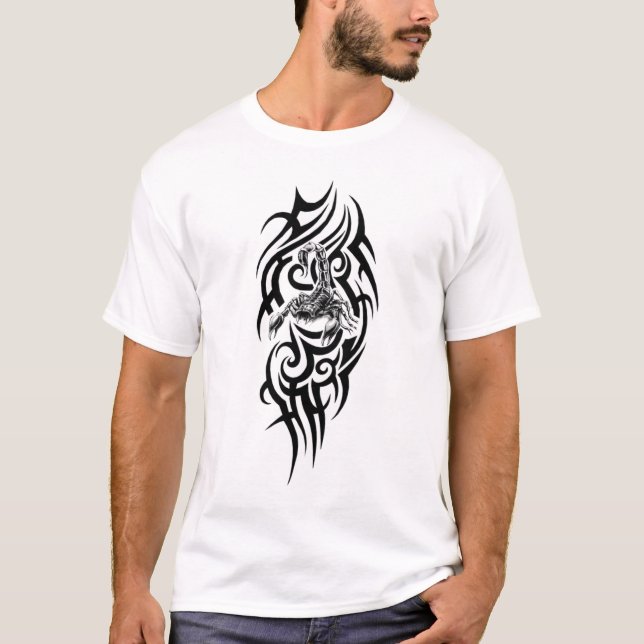 CAMISETA DEL TATUAJE DEL ESCORPIÓN (Anverso)