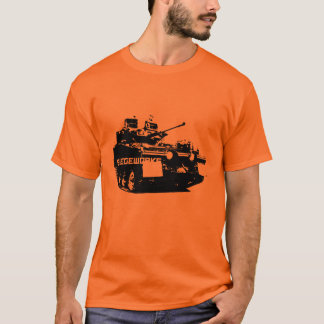 Camiseta del vehículo de lucha del guerrero