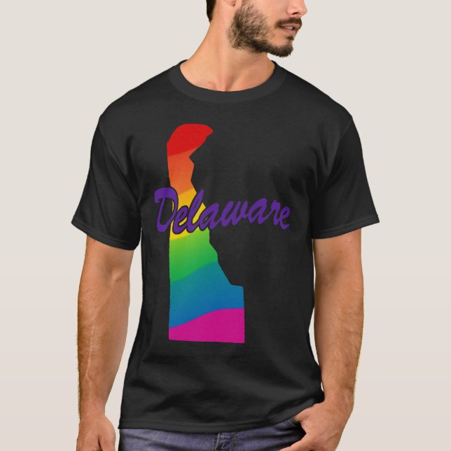 Camiseta Delaware de esquema de estado de arcoiris (Anverso)