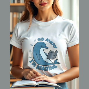 Camiseta Delfín lindo leyendo un libro