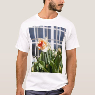 Camiseta Delicada primavera de daffodils tiernos