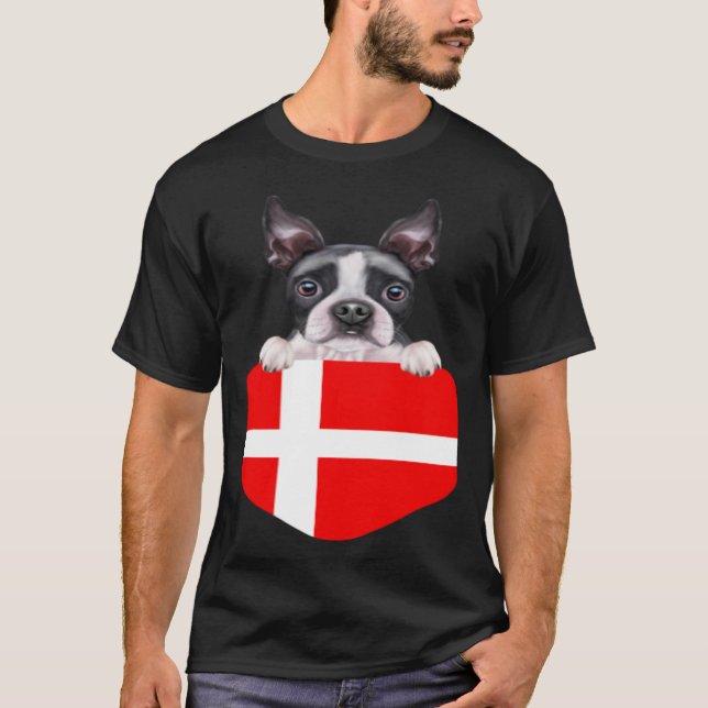 Camiseta Denmark Flag Boston Terrier Dog In Pocket (Anverso)