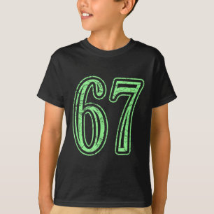 Camiseta deportiva desgastada número 67 verde ment