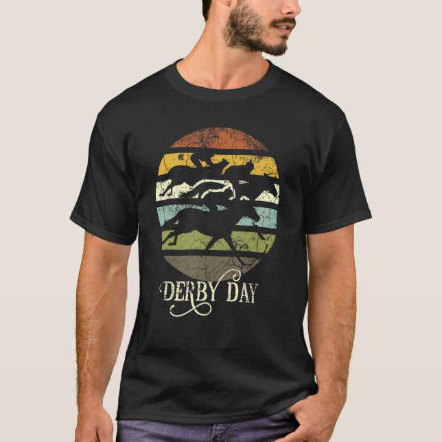 Camiseta Derby Day Horse Carreras Kentucky Retro Sunset Dis (Anverso)