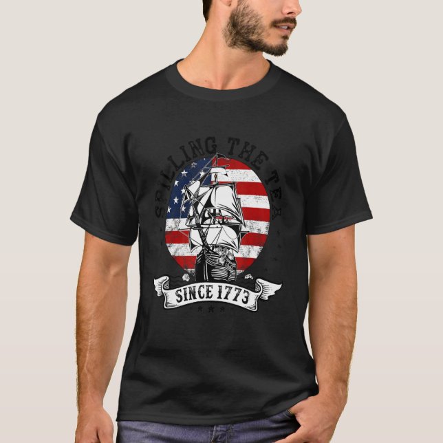 Camiseta Derrame El Té Desde 1773 Profesor Pro De Historia  (Anverso)