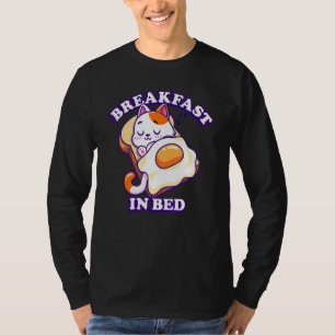 Camiseta Desayuno En Camas Gato Dormido Huevo Frito