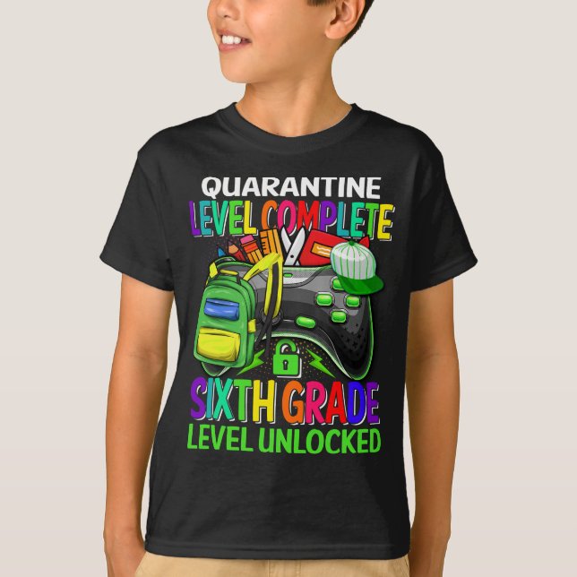 Camiseta desbloqueada de sexto grado (Anverso)