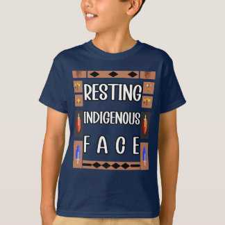 Camiseta Descanso de la cara indígena