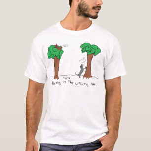 Camiseta descortezamiento encima del árbol incorrecto