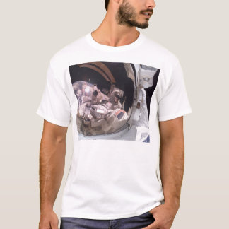 Camiseta Descubrimiento/reflexiones de la lanzadera en la