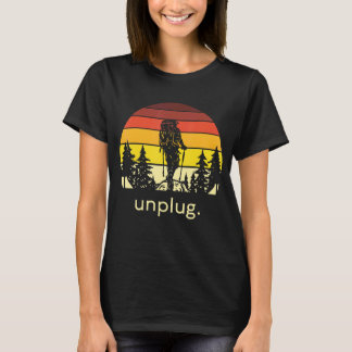 Camiseta Desenchufe. Retro Adventure Backpacker Enthusiast