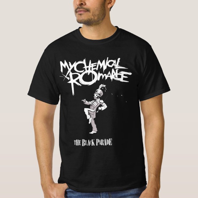 Camiseta Desfile De Esqueletos Góticos Emo, Arte De Banda D (Anverso)