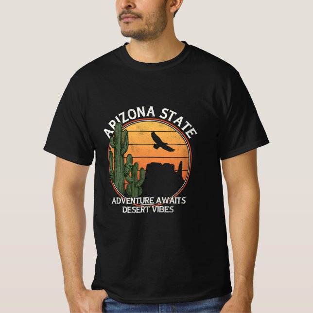 Camiseta Desierto de aves del atardecer Vibes de la montaña (Anverso)