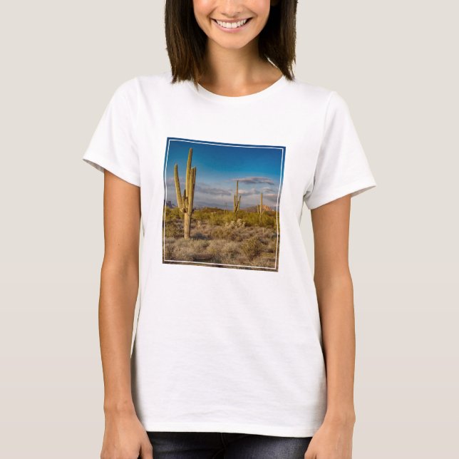Camiseta Desiertos | Montañas de Superstición, Arizona (Anverso)