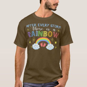 Camiseta Después De Cada Tormenta Hay Un Embarazo En El Arc