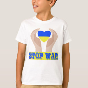 Camiseta Detengan la guerra: corazón de bandera ucraniana e