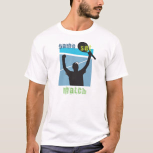 Camiseta determinada del tenis del partido del