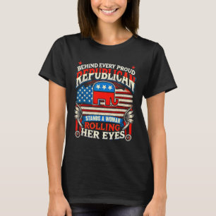Camiseta Detrás de cada republicano orgulloso hay una mujer