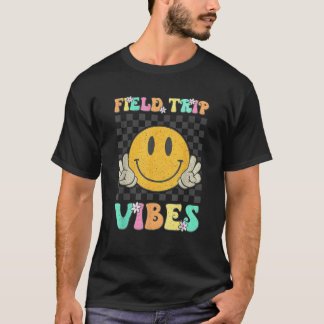 Camiseta Día de Campo Retro Groovy Vibraciones Sonrisa Niña