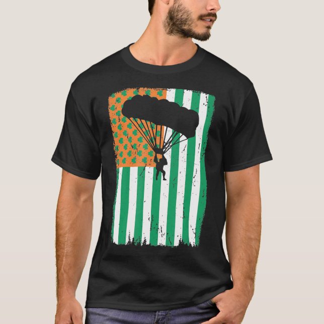 Camiseta Día De Inmigración Irlandesa En Skydiving, Estados (Anverso)