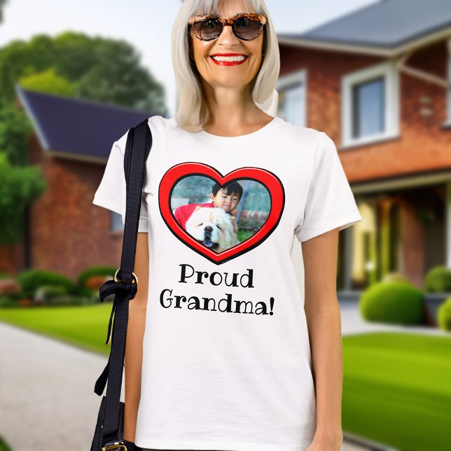 Camiseta Día de la Madre fotográfico de la abuela del marco (proud grandma photo heart tshirt)