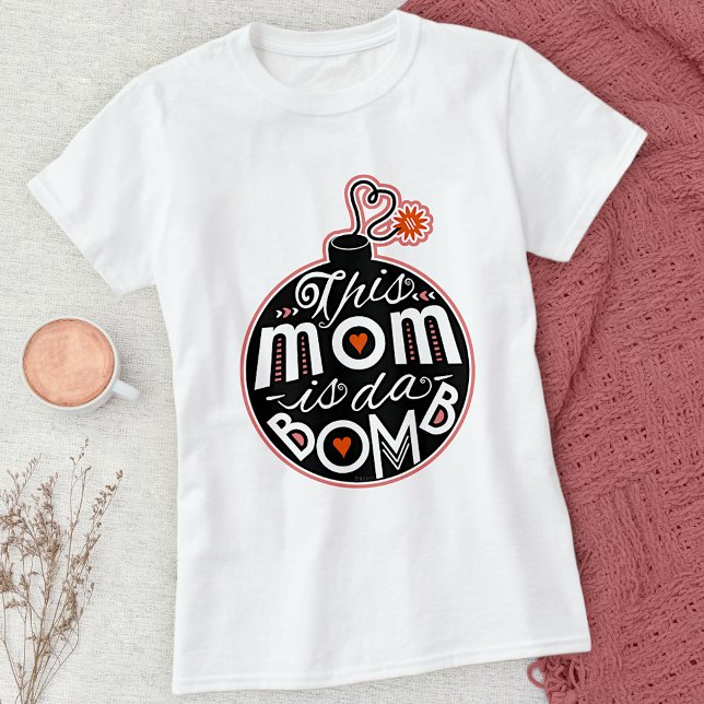 Camiseta Día de la madre, madre, bomba en tipografía modern (Subido por el creador)