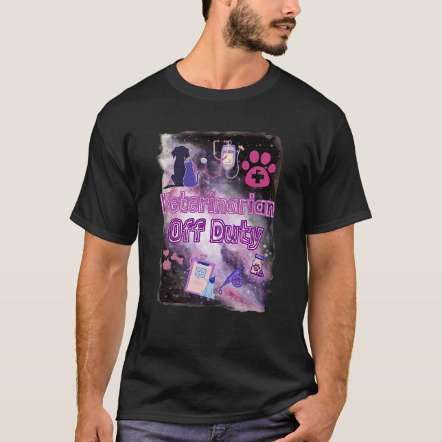 CAMISETA DÍA DE MAYO: VETERINARIO EN FUNCIONES (Anverso)