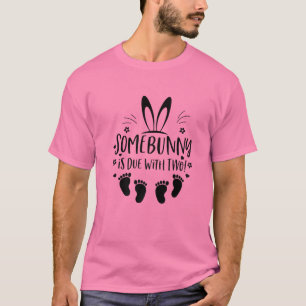 Camiseta Día de Pascua Invitación de Embarazo Gemelo Geme