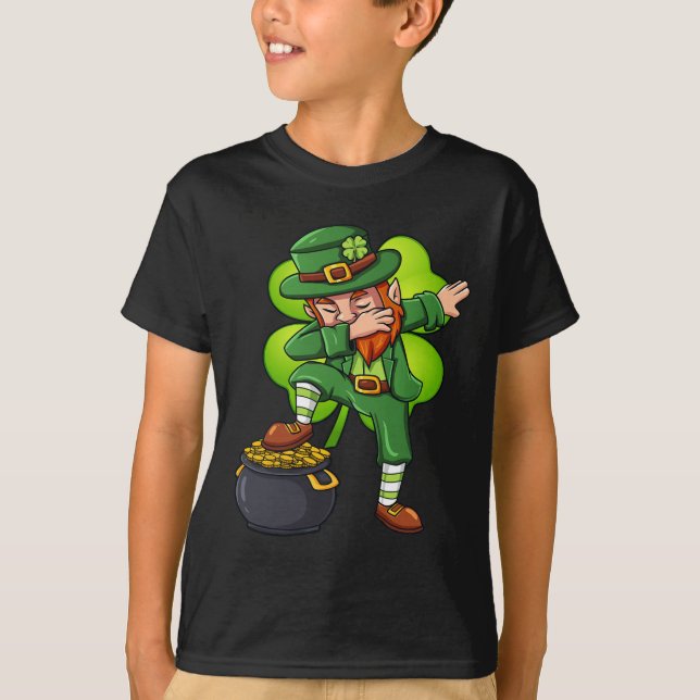 Camiseta Día de San Patricio Dabbing Leprechaun Chica de ni (Anverso)