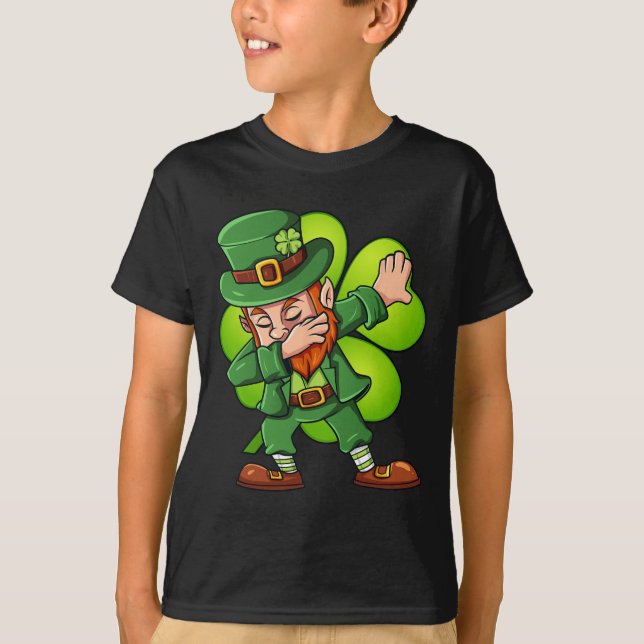 Camiseta Día de San Patricio Dabbing Leprechaun Clover Boys (Anverso)