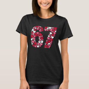 Camiseta Día de San Valentín 67 Meme lleno de corazones Div