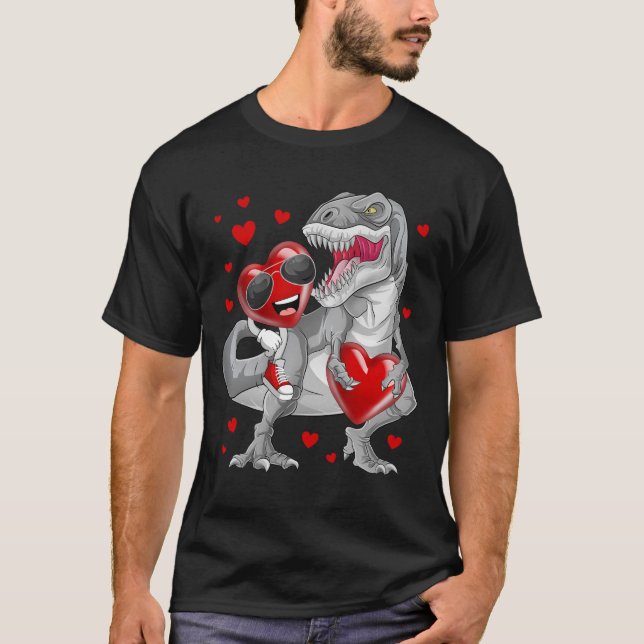 Camiseta Día de San Valentín Corazón montando Dinosaurio T  (Anverso)