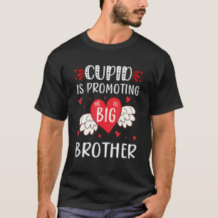 Camiseta día de San Valentín cupid me está promoviendo a gr