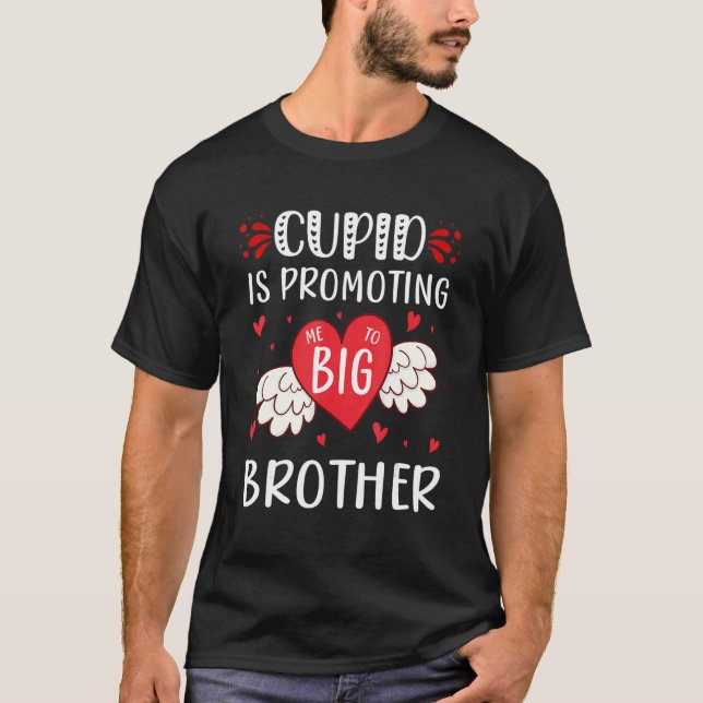 Camiseta día de San Valentín cupid me está promoviendo a gr (Anverso)