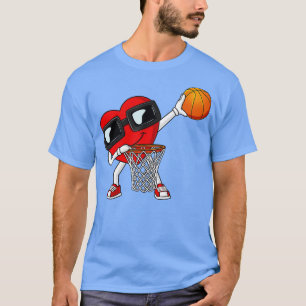 Camiseta Día de San Valentín Dabbing Heart Holding A Basket