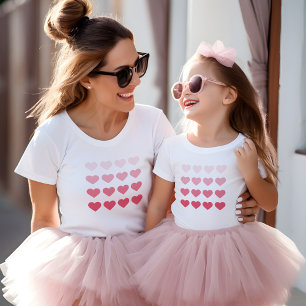 Camiseta Día de San Valentín de Corazones de Ombre Rosa