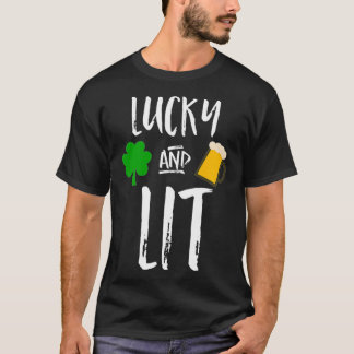 Camiseta Día de Santo Domingo con suerte y bebida iluminada