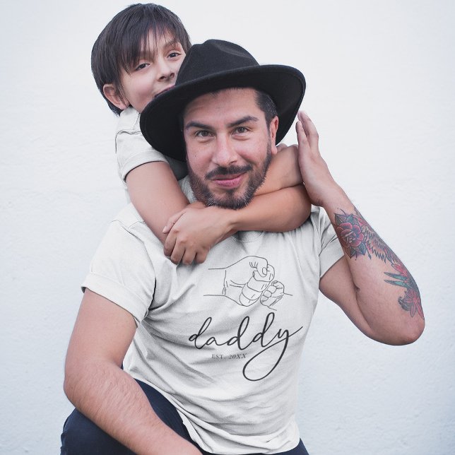 Camiseta Día del Padre Daddy Fist Pump (Subido por el creador)